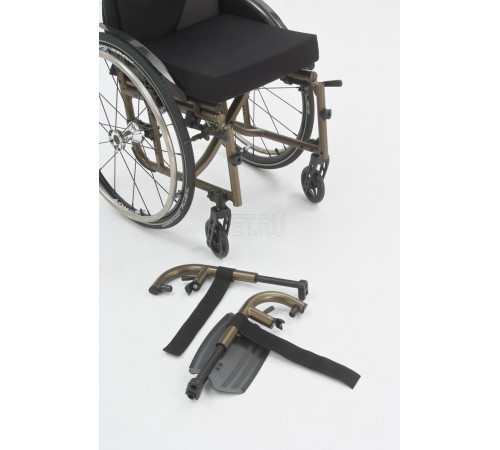 Кресло-коляска активного типа MET Kuschall Compact